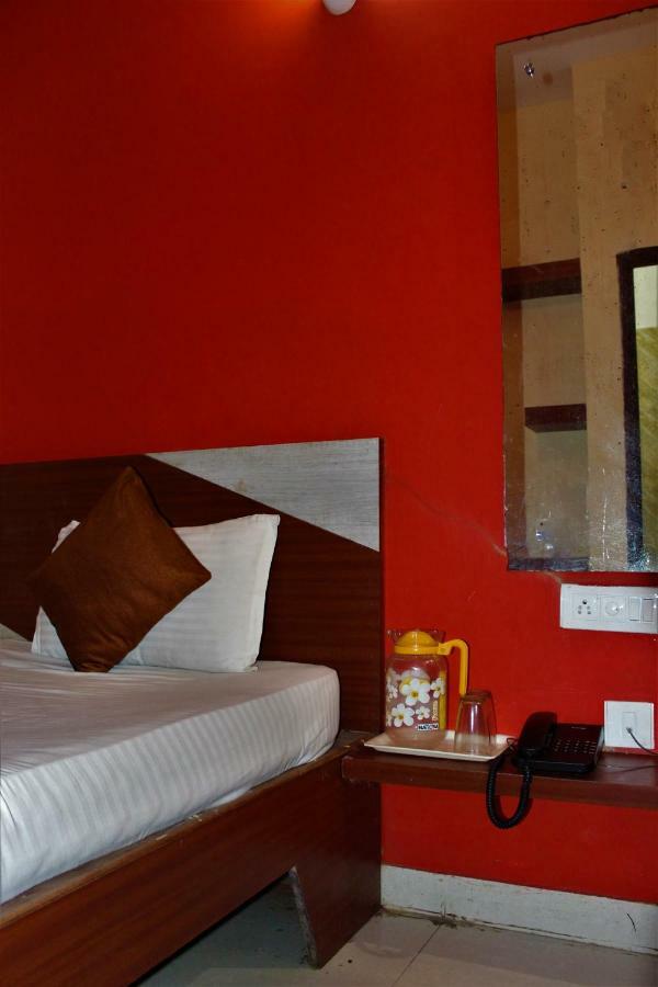 Hotel Park Lagoon Puri Exterior foto