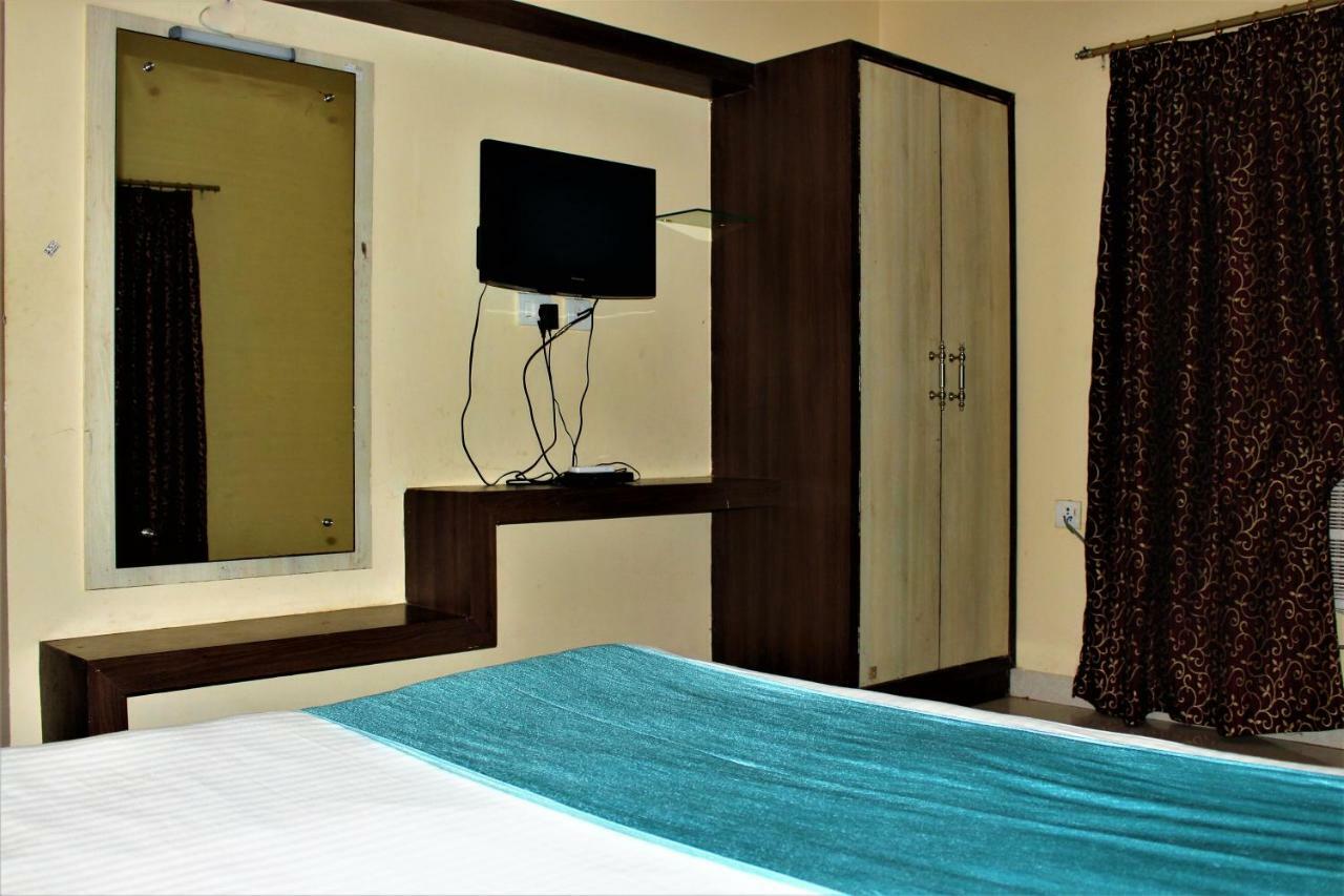 Hotel Park Lagoon Puri Exterior foto